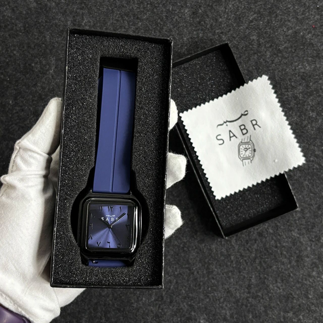 SABR 아라비아 숫자 시계 남성용 합금 케이스 시계  - Luxury Watch With Rubber Strap 리뷰 및 가격